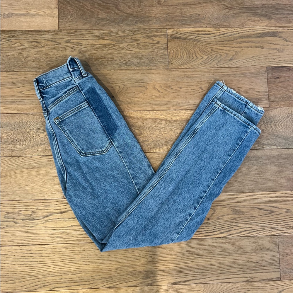 Abercrombie & Fitch Women’s Curve Love Ultra High Rise 90s straight Jean
